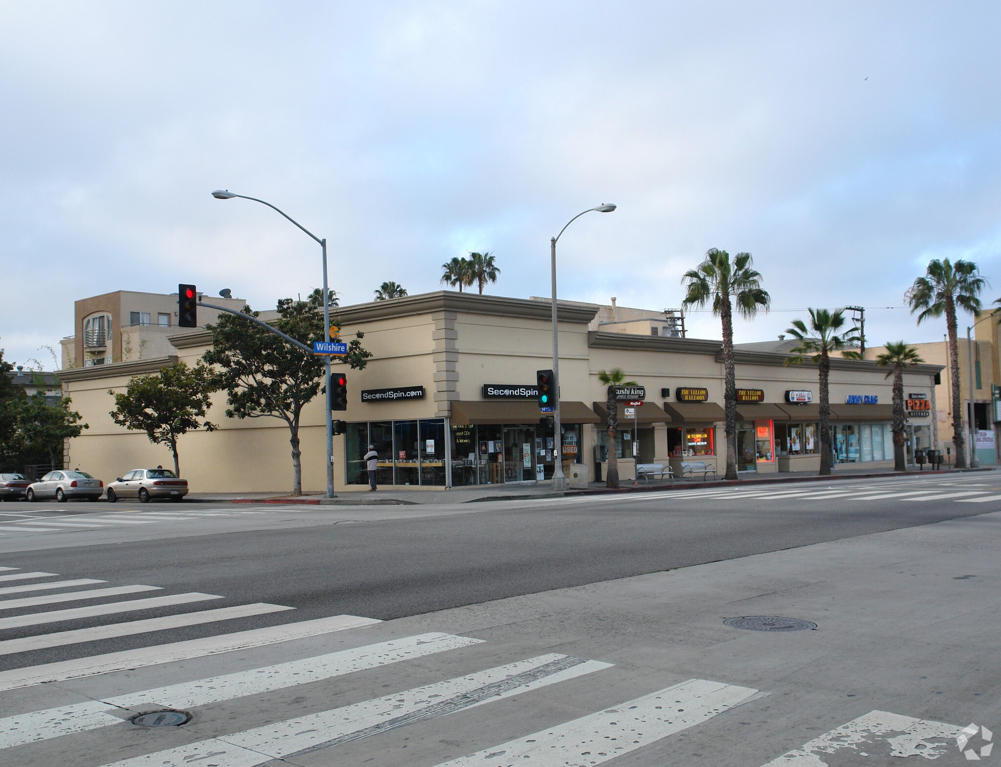 1318-1332 Wilshire Blvd, Santa Monica, CA for lease Building Photo- Image 1 of 24