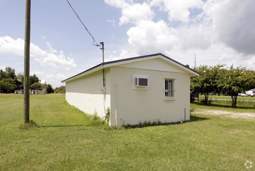 3917 Savannah Hwy, Johns Island, SC à louer - Photo du bâtiment - Image 3 de 7