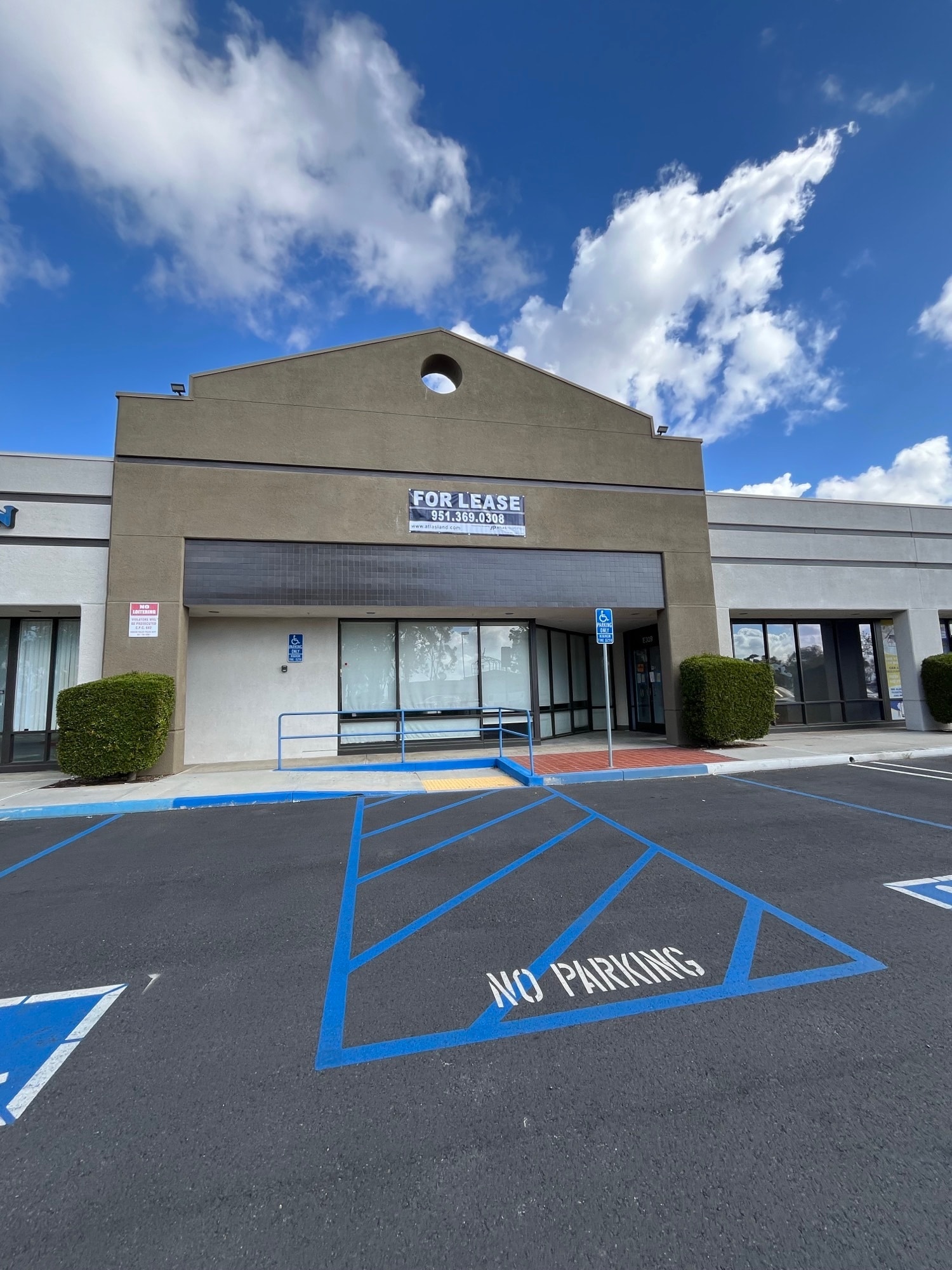 12125 Day St, Moreno Valley, CA à louer Photo du bâtiment- Image 1 de 3