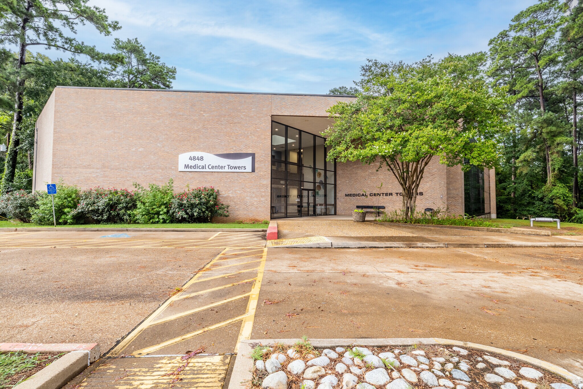 4848 NE Stallings Dr, Nacogdoches, TX à louer Photo du bâtiment- Image 1 de 8