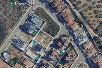 Calle Yeseras, 21, Peligros, GRA - Aerial map view