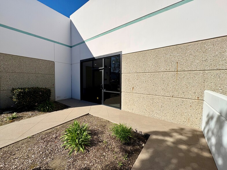 1715 Corrigan Ct, La Verne, CA for lease - Building Photo - Image 2 of 12