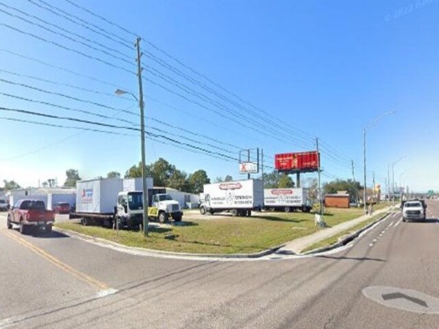 6000 Ulmerton Rd + 13308 60th St N portefeuille de 2 propriétés à vendre sur LoopNet.ca - Photo du bâtiment - Image 2 de 2