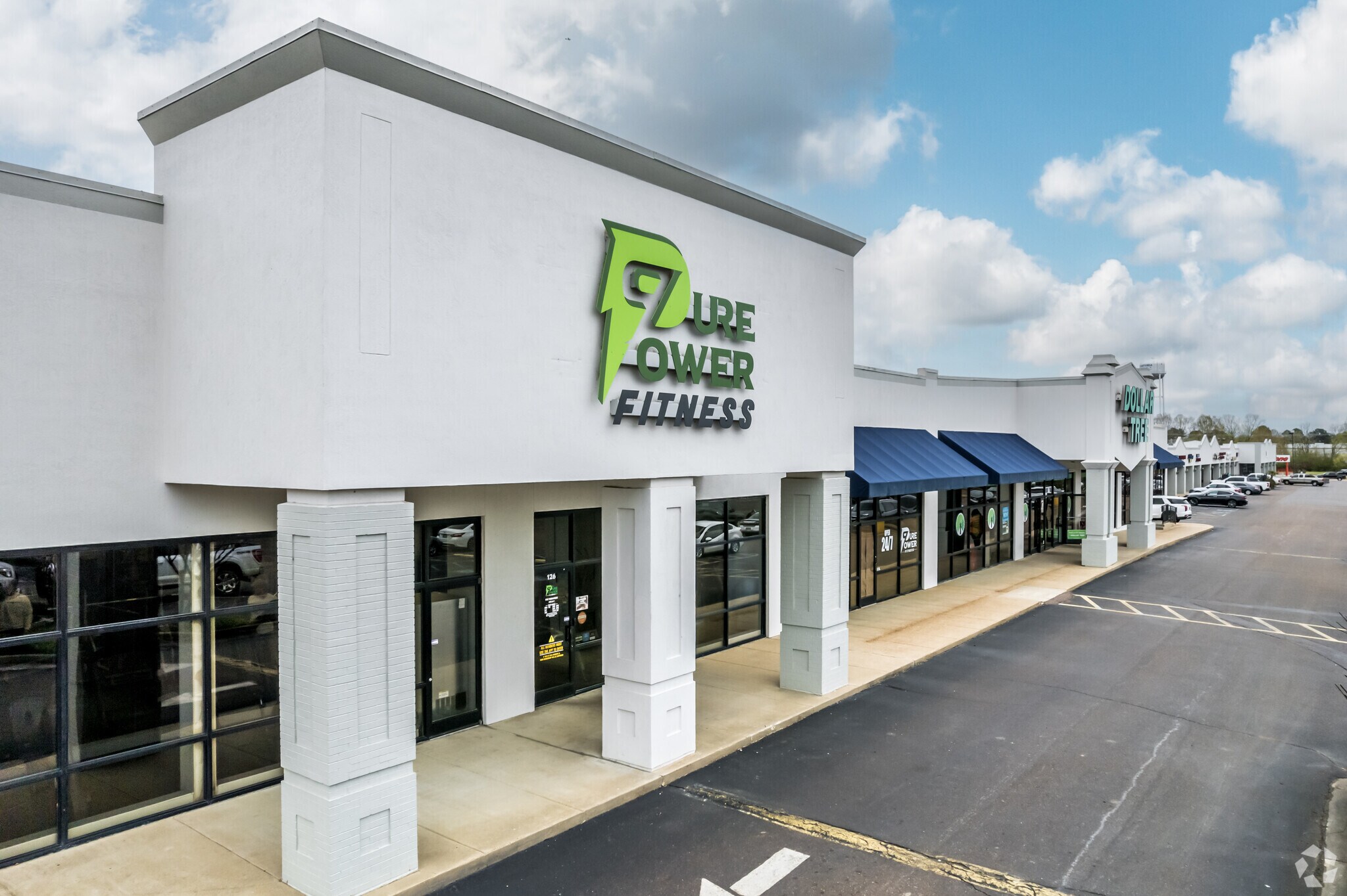 100-126 NW Plaza Dr, Senatobia, MS for sale Primary Photo- Image 1 of 8