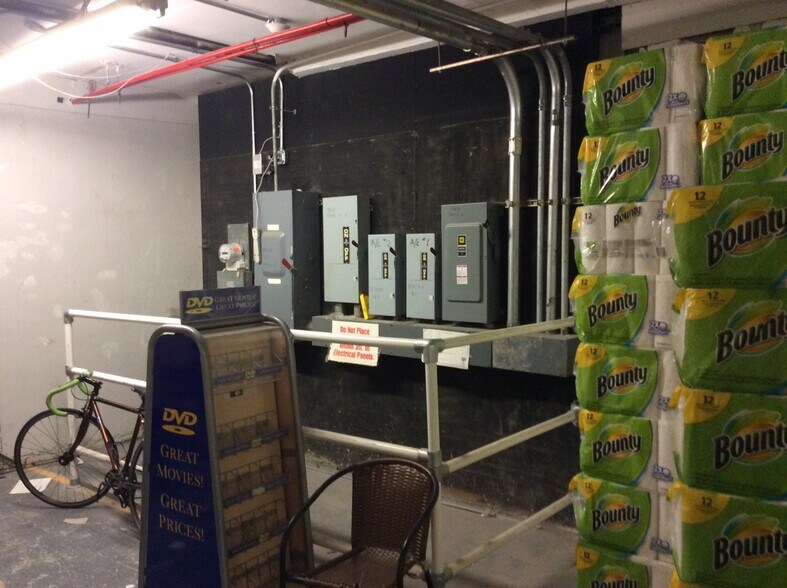 5216-5224 5th Ave, Brooklyn, NY à louer - Photo intérieure - Image 3 de 12