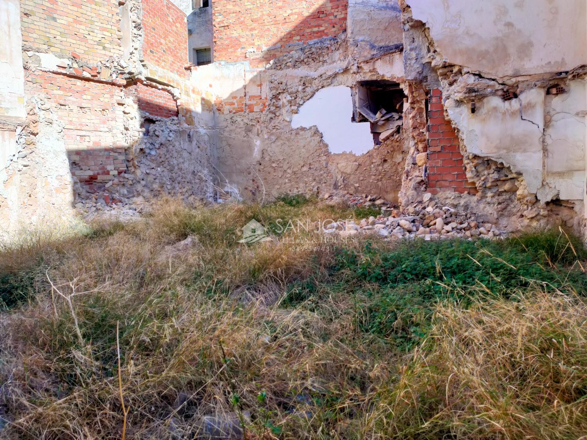 Land in Aspe, Alicante for sale Primary Photo- Image 1 of 6