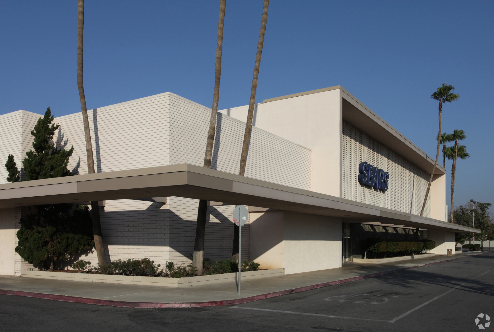 5261-5265 Arlington Ave, Riverside, CA for sale Building Photo- Image 1 of 1