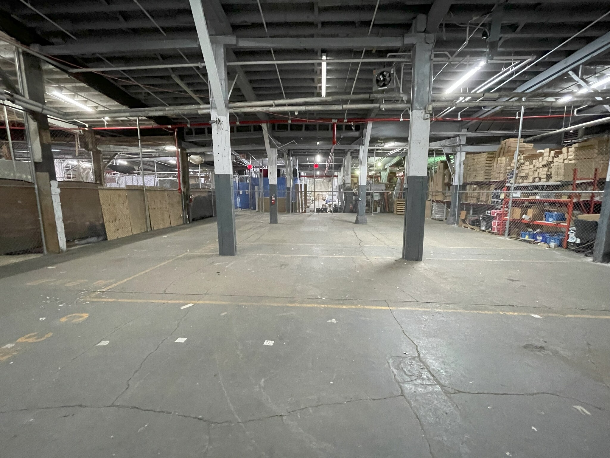 12-01 34th Ave, Long Island City, NY for lease Interior Photo- Image 1 of 2