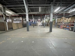 12-01 34th Ave, Long Island City, NY for lease Interior Photo- Image 1 of 2