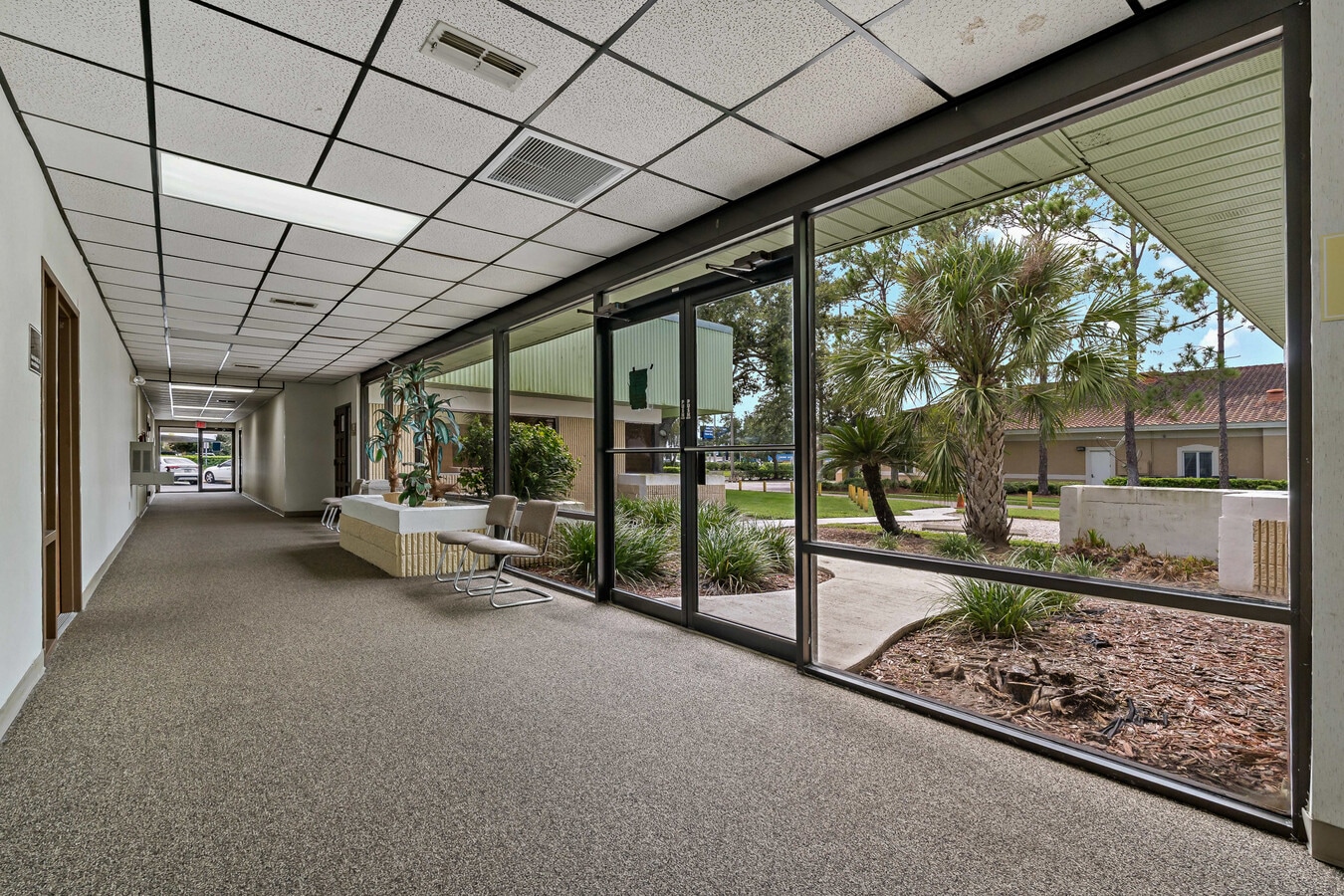 3709 W Hamilton Ave, Tampa, FL 33614 - Unit 7 & 8 - - Lobby - Image 2 of 17