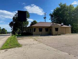 Plus de détails pour 305 S Main St, Clintonville, WI - Vente au détail à vendre