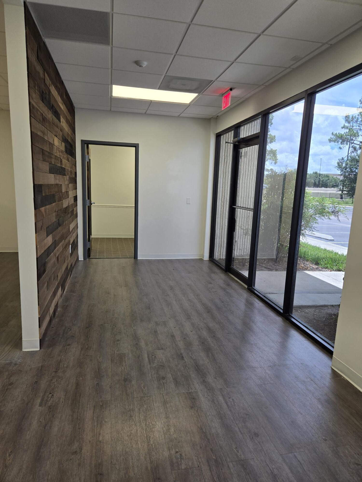 4303 Vineland Rd, Orlando, FL à louer Photo intérieure- Image 1 de 10