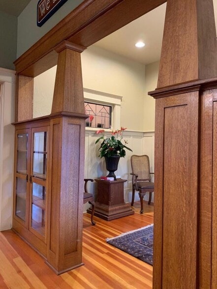 755 12th St, Fortuna, CA for sale - Interior Photo - Image 3 of 30