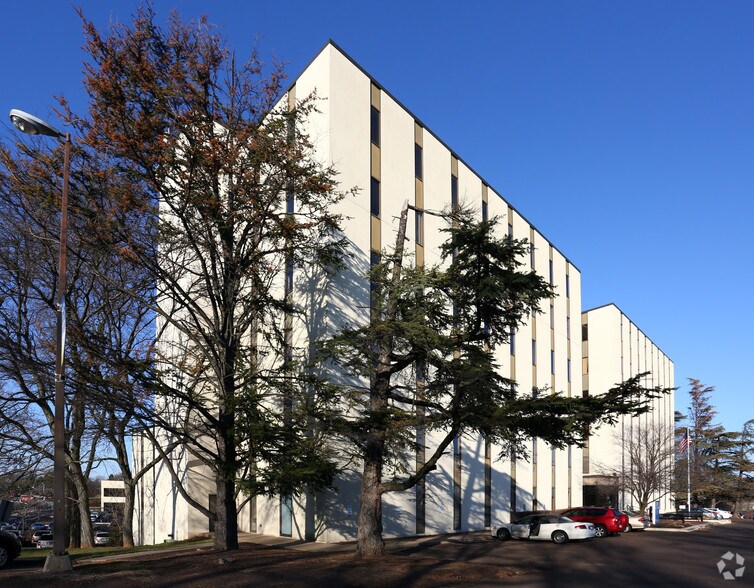 2500 Maryland Rd, Willow Grove, PA à vendre - Photo du bâtiment - Image 2 de 3