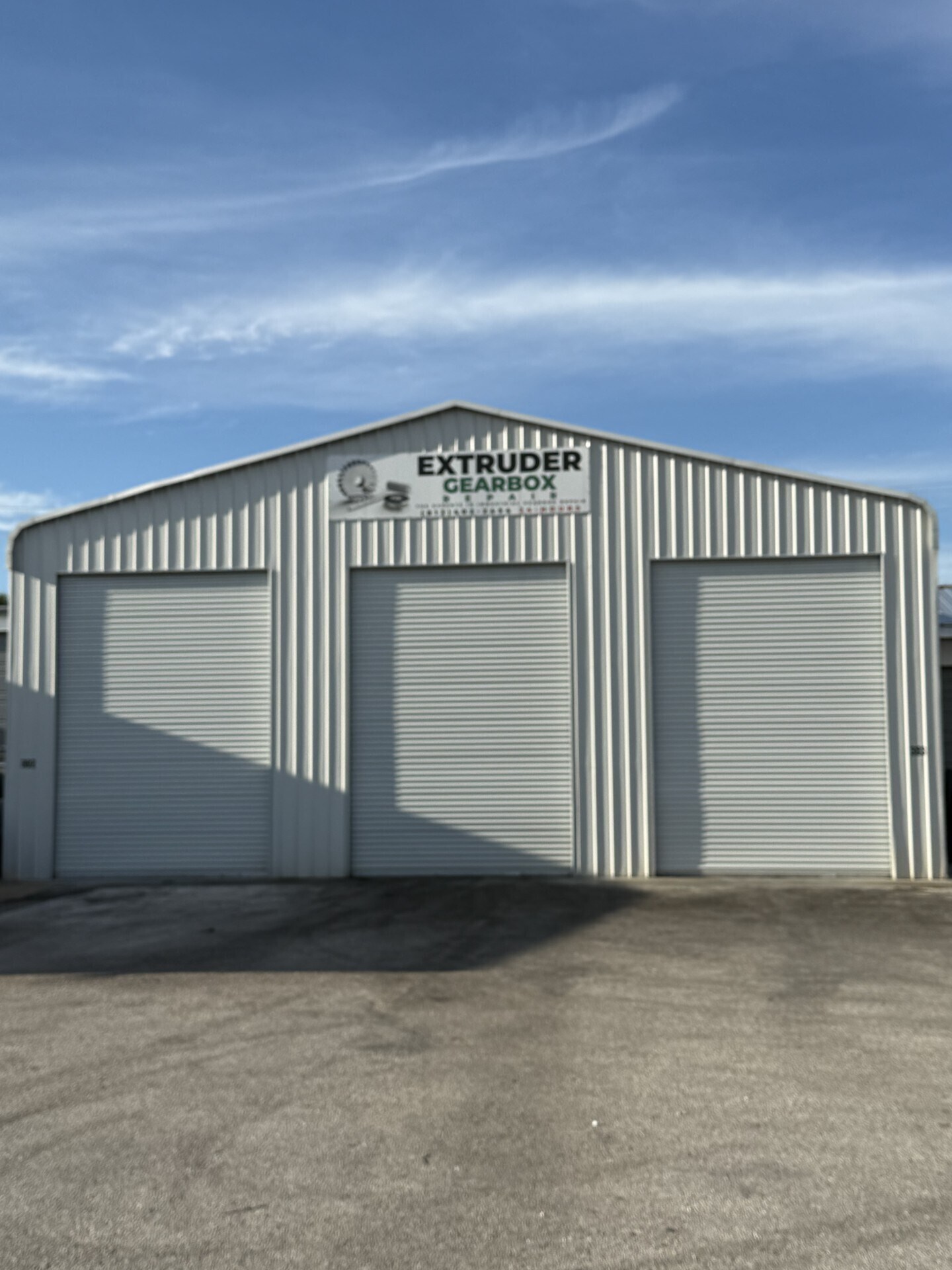 2209 N 40th St, Tampa, FL for lease Primary Photo- Image 1 of 17