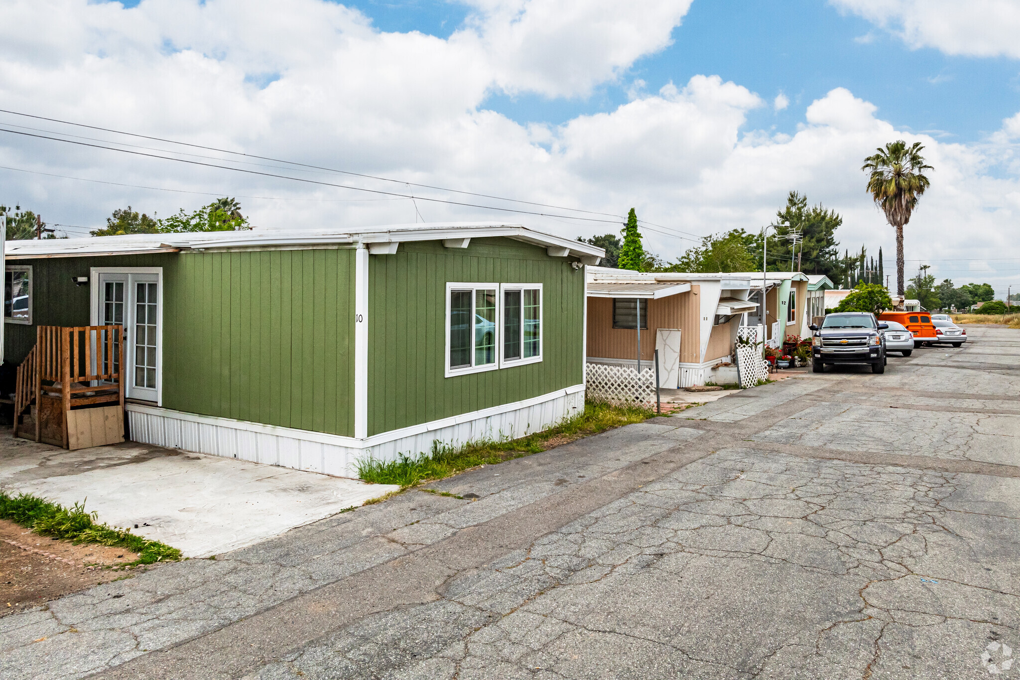 12688 California St, Yucaipa, CA à vendre Photo principale- Image 1 de 1