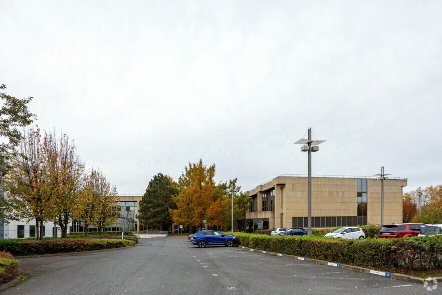 45 Rue Des 3 Soeurs Batiment Renan, Villepinte à louer - Photo du bâtiment - Image 2 de 12