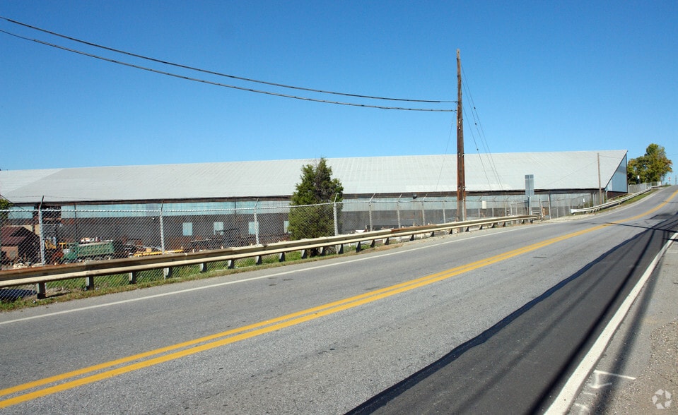 900 Conshohocken Rd, Conshohocken, PA for sale - Building Photo - Image 2 of 2