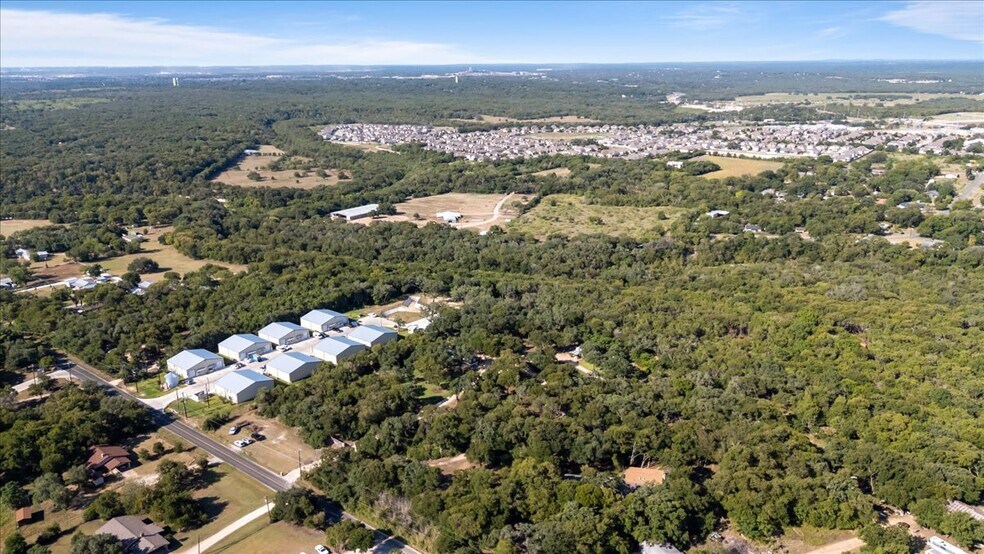 12600 Lowden Ln, Manchaca, TX for sale - Building Photo - Image 2 of 17