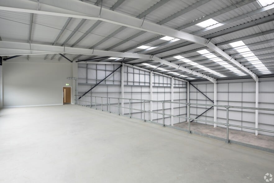 Magna Rd, Wigston for lease - Interior Photo - Image 3 of 15
