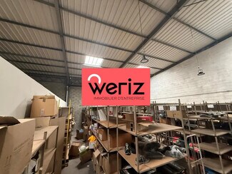 Plus de détails pour Local d'activités à louer