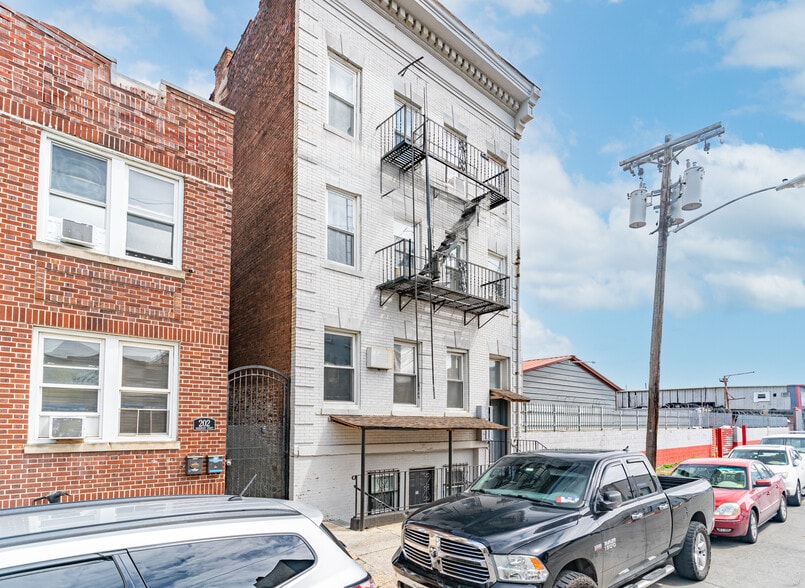 204 Parkhurst St, Newark, NJ for sale - Building Photo - Image 3 of 30