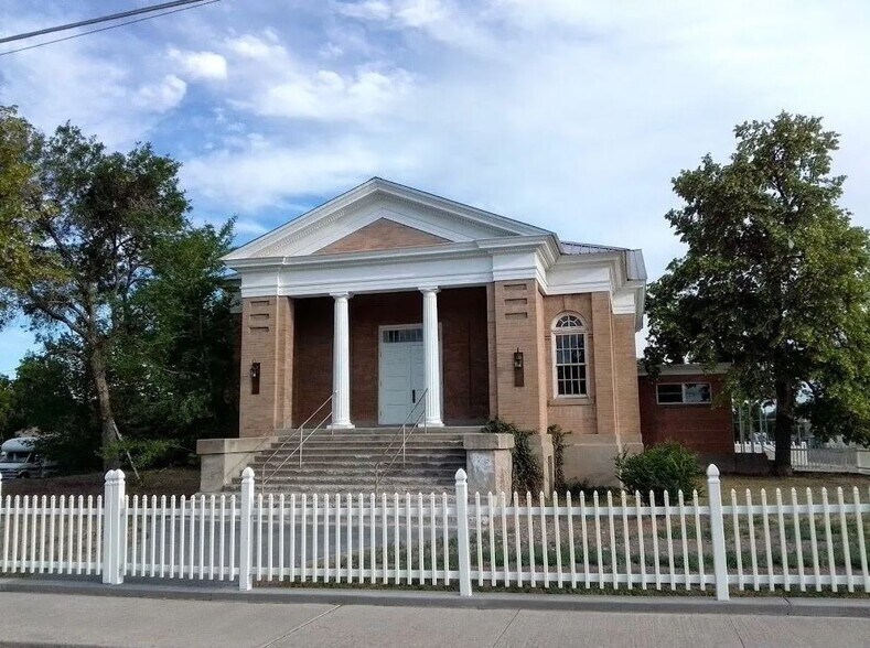 15 S Center St, Redmond, UT à vendre - Photo du bâtiment - Image 2 de 21