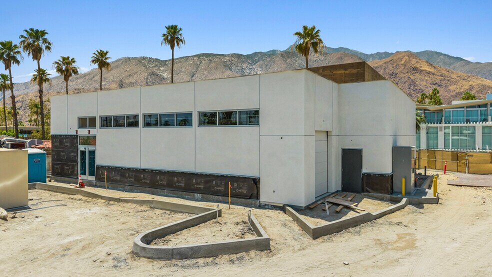 1488 Palm Canyon Dr, Palm Springs, CA à vendre - Photo du bâtiment - Image 3 de 6