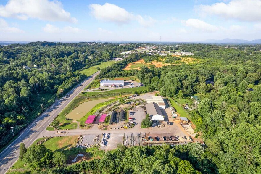 2928 US Highway 411 S, Maryville, TN à louer - Photo du bâtiment - Image 1 de 9