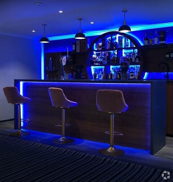 Commerce de détail dans Madrid, Madrid à vendre - Photo principale - Image 1 de 1