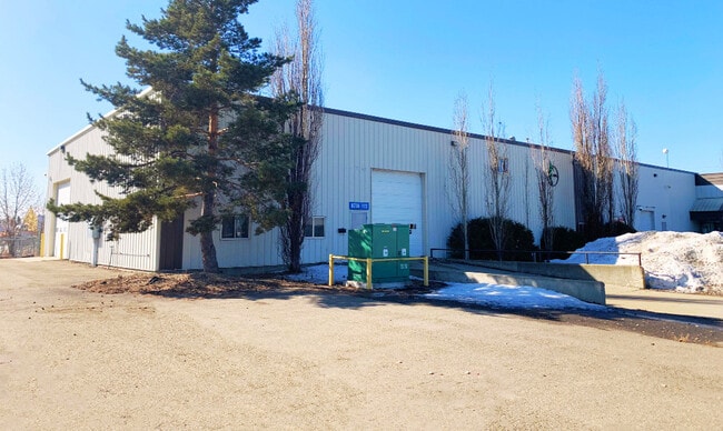 Plus de détails pour 8716 112 St, Fort Saskatchewan, AB - Industriel à louer
