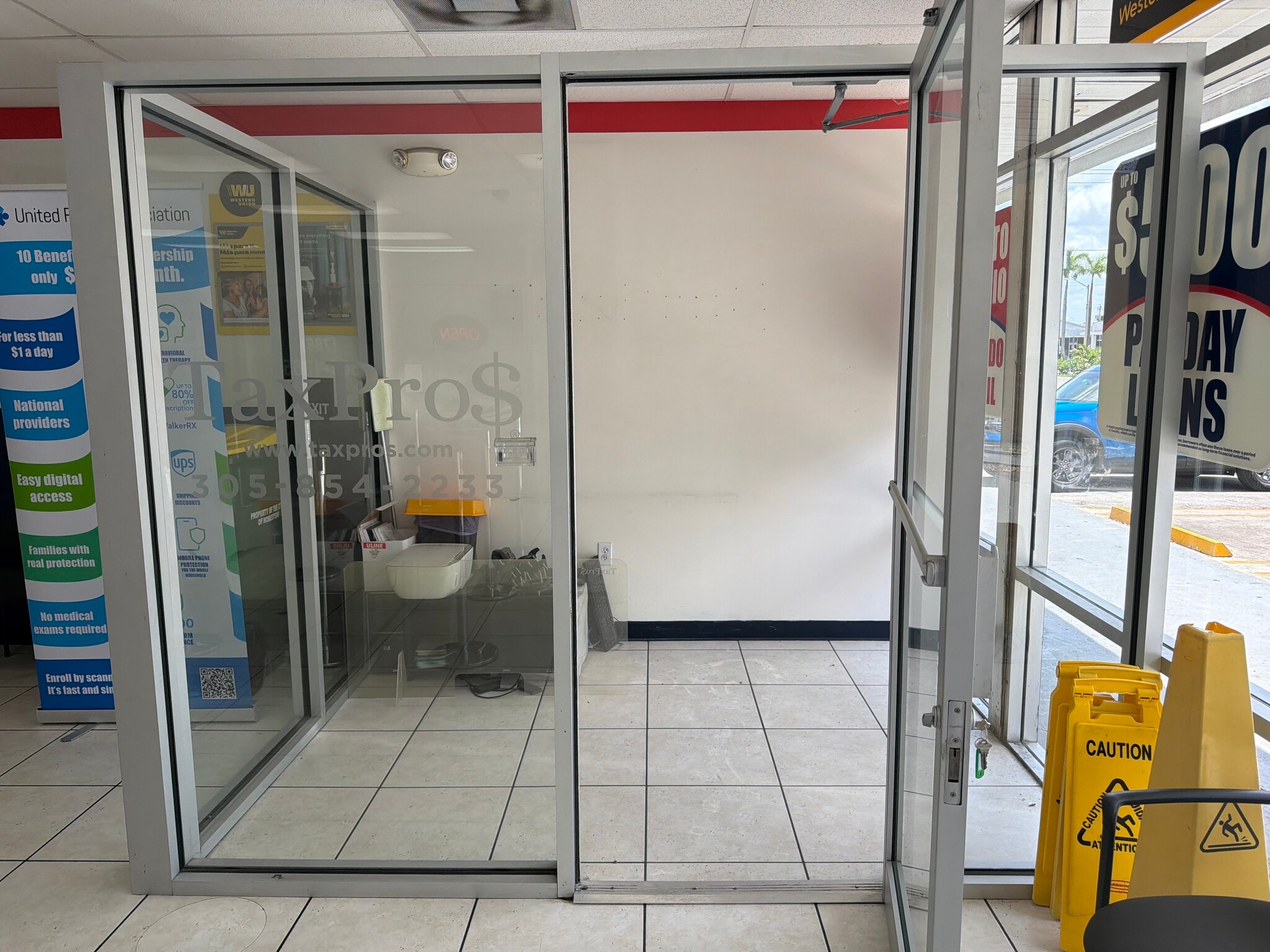 338 N Krome Ave, Homestead, FL for lease Interior Photo- Image 1 of 1