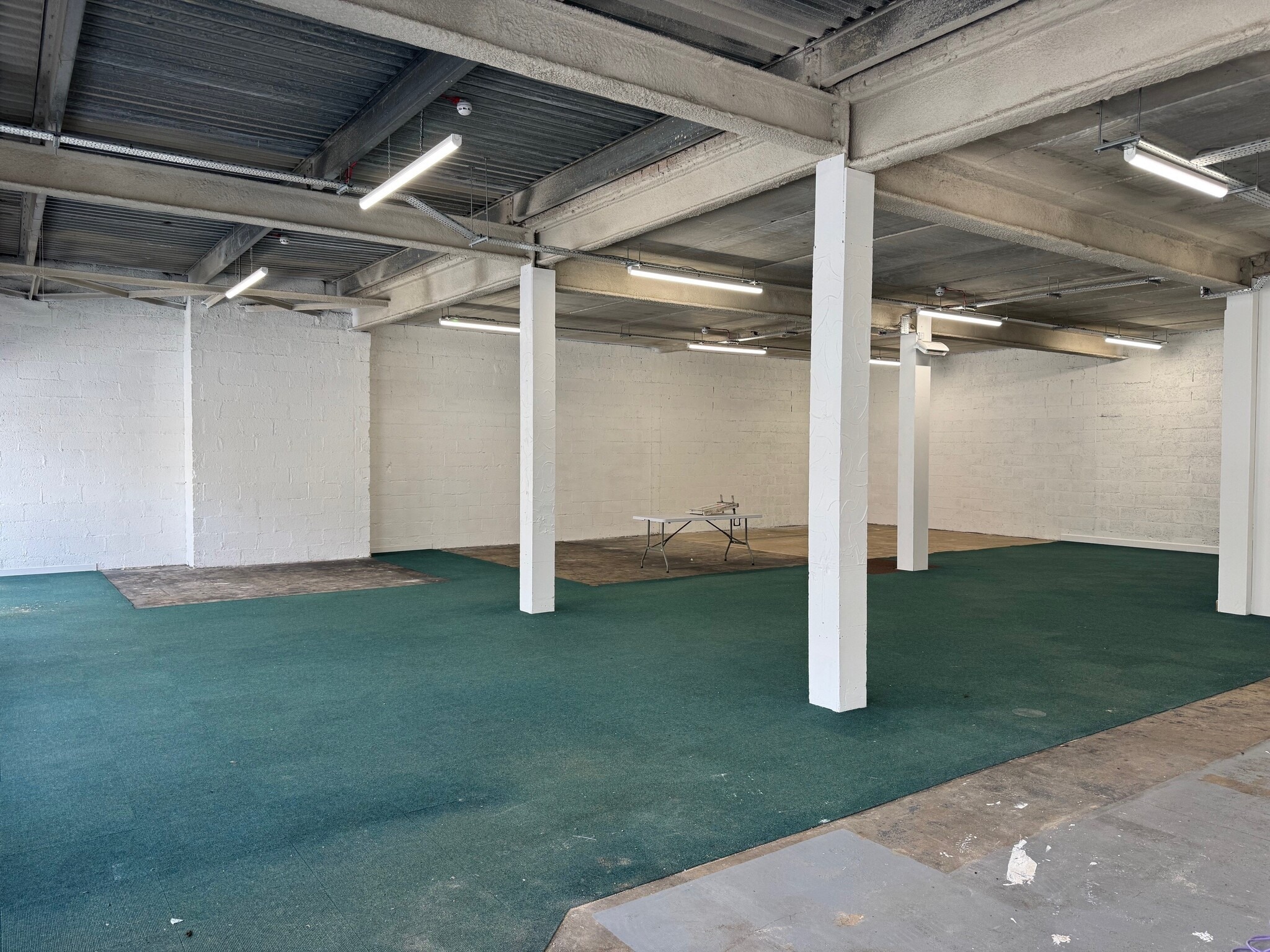 Crown Walk, Bicester for lease Building Photo- Image 1 of 5