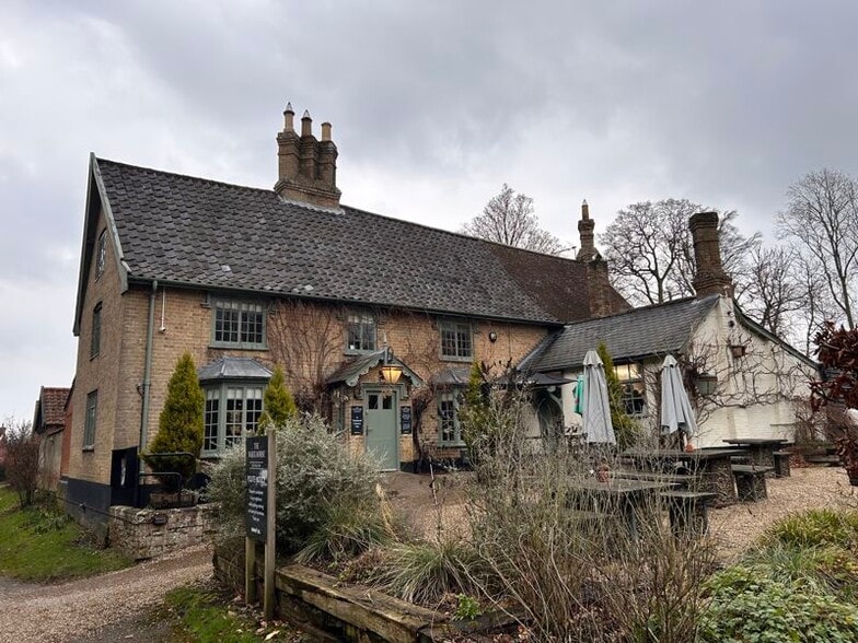 Low St, Laxfield for sale - Primary Photo - Image 1 of 11