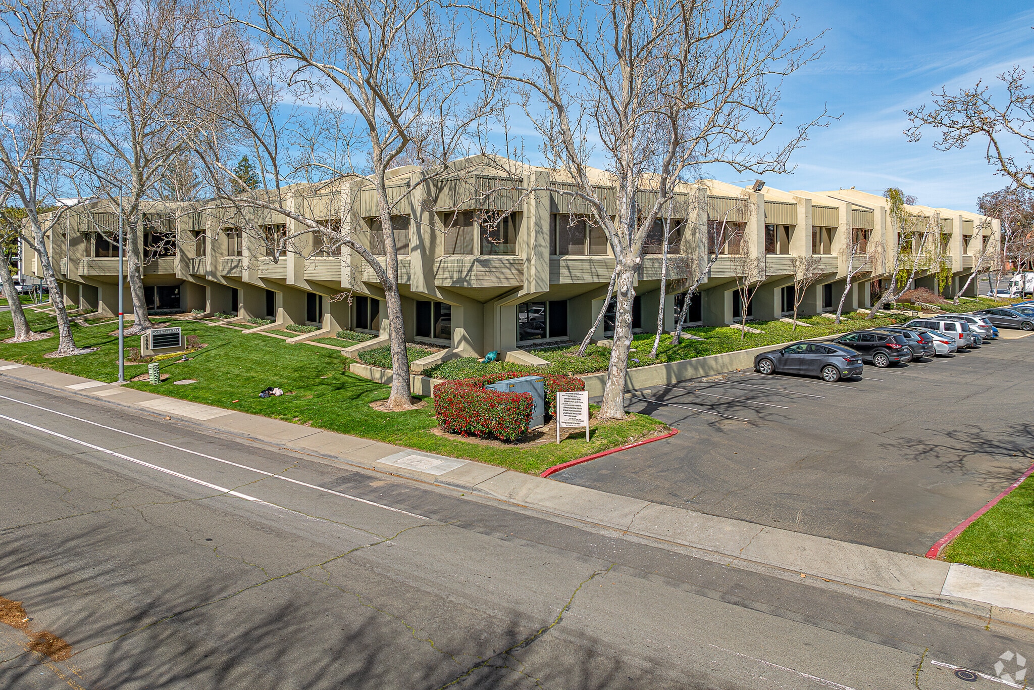 1900 Point West Way, Sacramento, CA for lease Primary Photo- Image 1 of 9