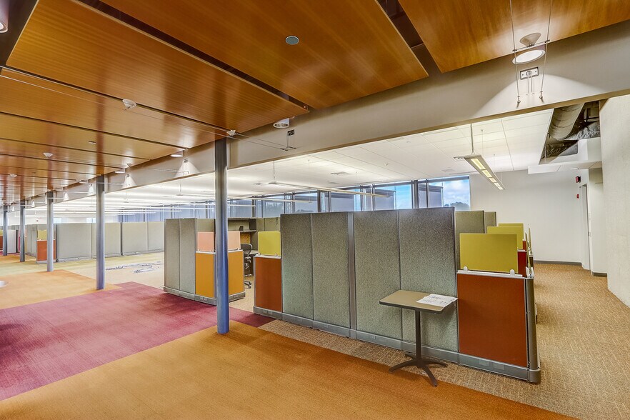 450 Coyier Ln, Madison, WI à louer - Photo intérieure - Image 3 de 9