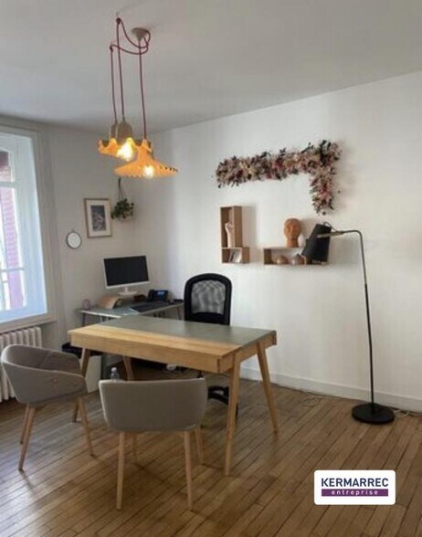 Bureau dans Rennes à louer - Photo du bâtiment - Image 2 de 12