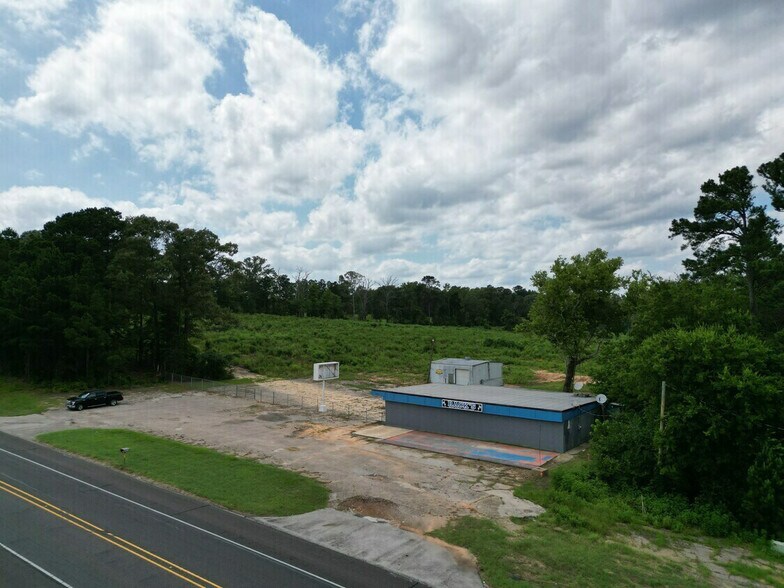 6656 W SH 31, Kilgore, TX à vendre - Photo du bâtiment - Image 2 de 4