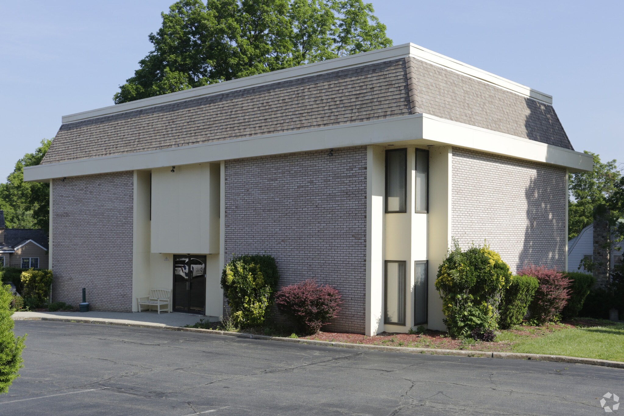 48 Woodport Rd, Sparta, NJ for lease Primary Photo- Image 1 of 7
