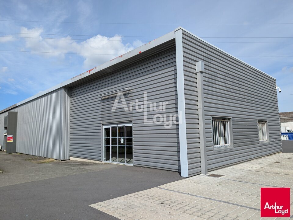 Industrial in Rennes for lease Building Photo- Image 1 of 10
