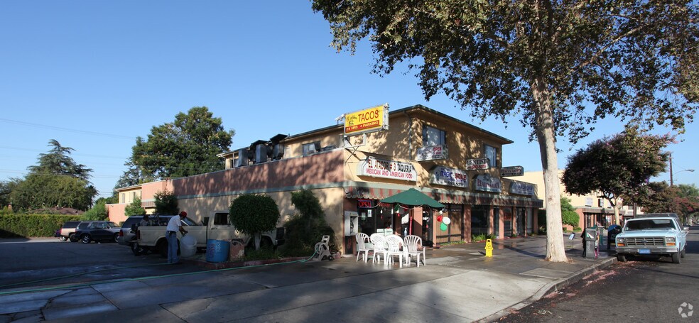 11154-11158 Whittier Blvd, Whittier, CA à vendre - Photo du bâtiment - Image 3 de 4