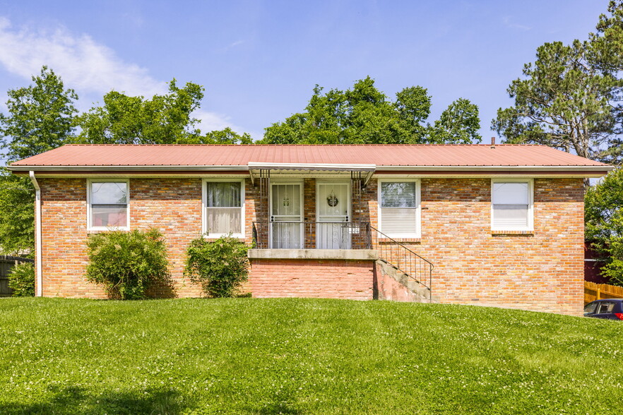 515 Donald St, Goodlettsville, TN for sale - Primary Photo - Image 1 of 18