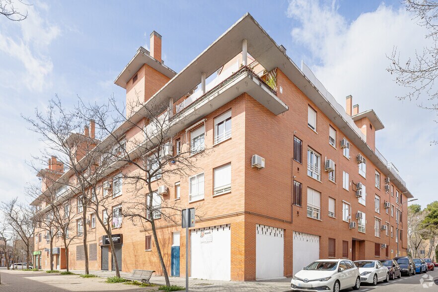 Calle Torre de Juan Abad, 4, Madrid, Madrid for lease - Building Photo - Image 3 of 4