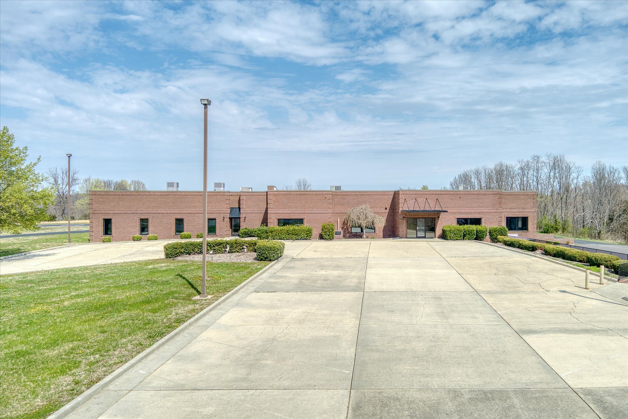 8401 Hwy 111, Byrdstown, TN à vendre Photo du bâtiment- Image 1 de 21