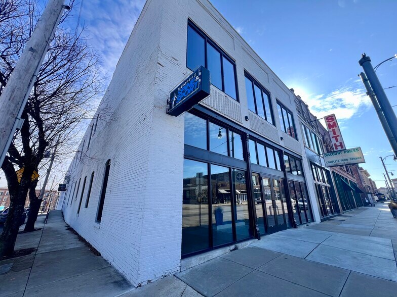 372 S Main St, Memphis, TN à vendre - Photo du bâtiment - Image 2 de 26