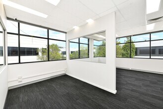 77-79 Bourke Rd, Alexandria à louer Photo intérieure- Image 2 de 4