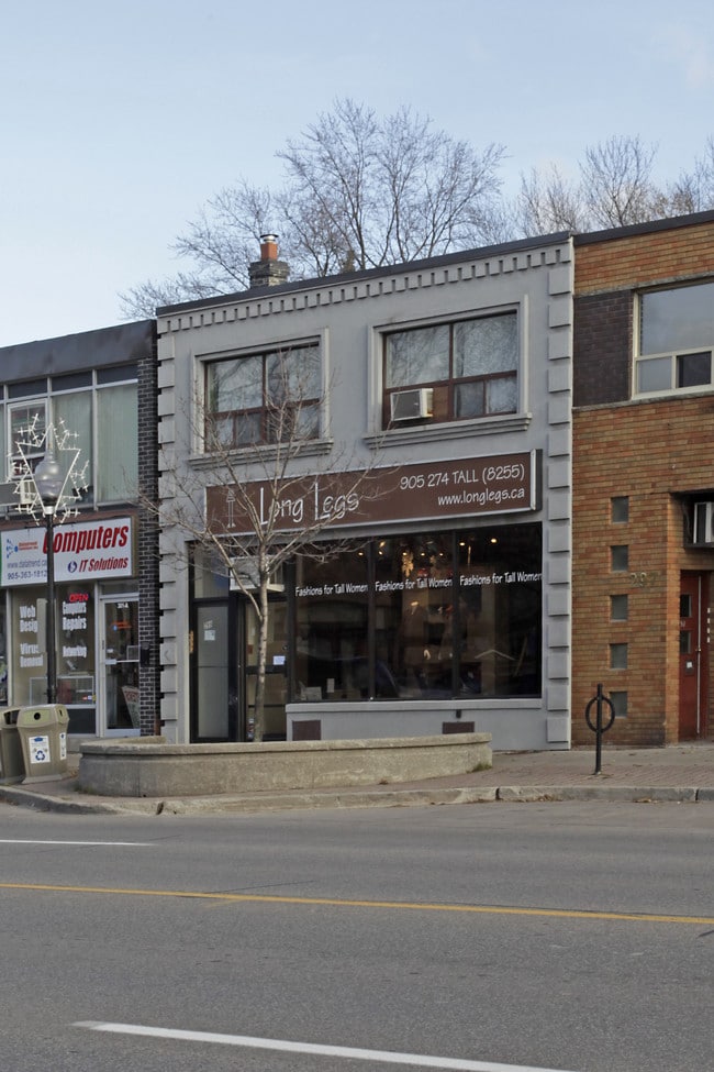 Plus de détails pour 299 Lakeshore Rd E, Mississauga, ON - Commerce de détail à vendre