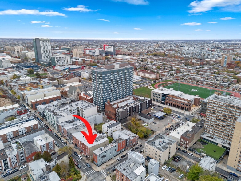 1305 N 15th St, Philadelphia, PA à vendre - Photo du bâtiment - Image 3 de 38