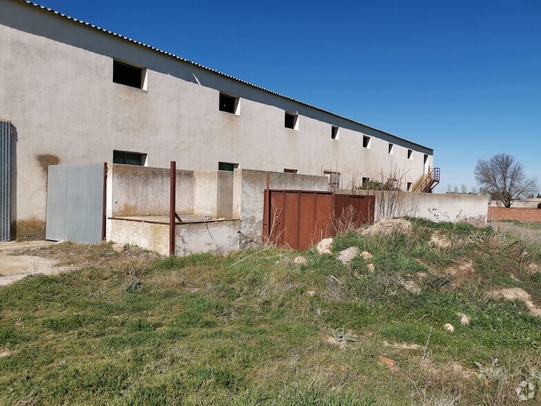 Camino Tabanera, Cantimpalos, Segovia for sale - Building Photo - Image 2 of 3