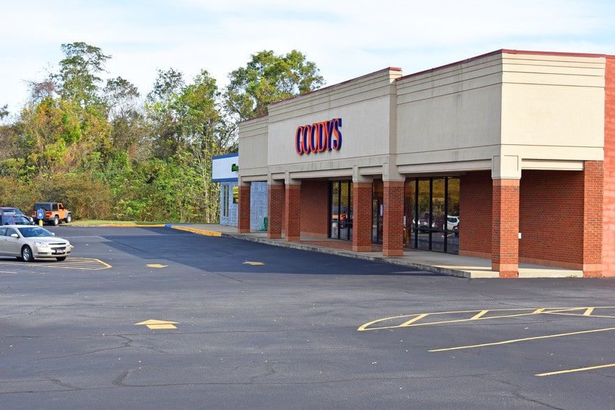 1020 1st Ave NE, Cairo, GA for lease - Building Photo - Image 2 of 4